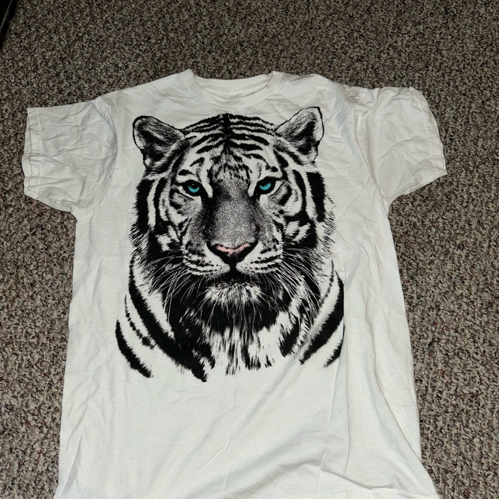 Lion Tshirt